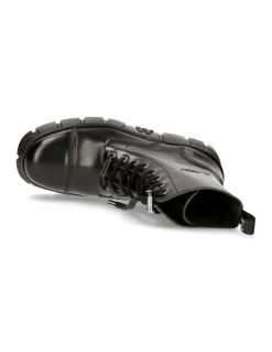 BOOT BLACK TOWER WITH LACES M-WALL126N-C1