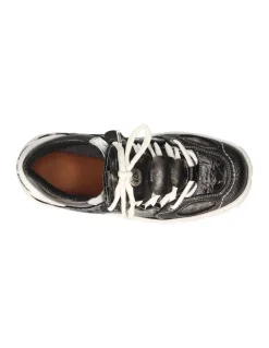 SHOE TOWER WITH LACES M-WALL002-C7
